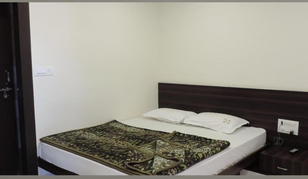 Hotel Paradise Stays Pachmarhī 외부 사진